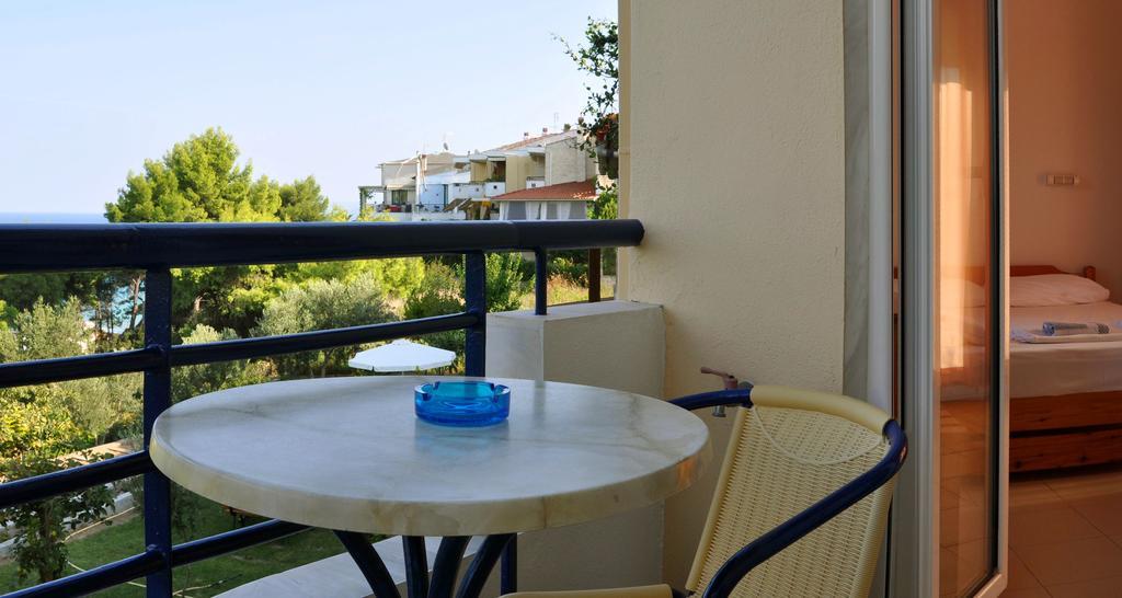 Άδωνις Ξενοδοχείο Kallithea  Δωμάτιο φωτογραφία